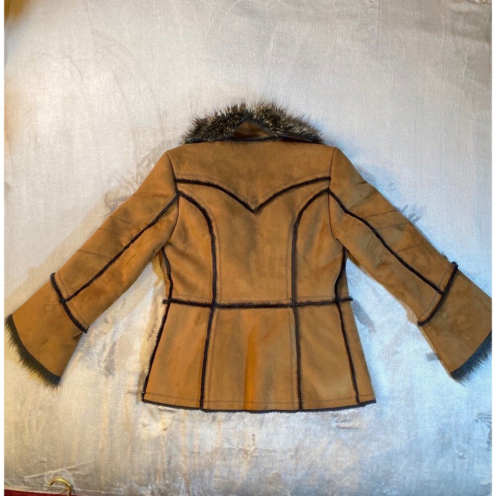 Jacket, Tan Brown Trimmed with Vegan Black Fur, Platinum Utex, Small - Picture 4 of 11